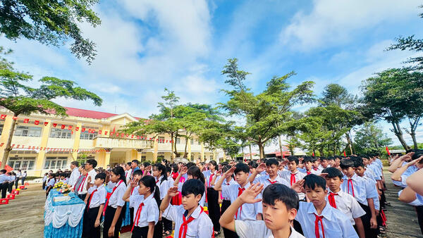 Trường THCS Hùng Vương tổ chức Lễ khai giảng năm học 2025 – 2026